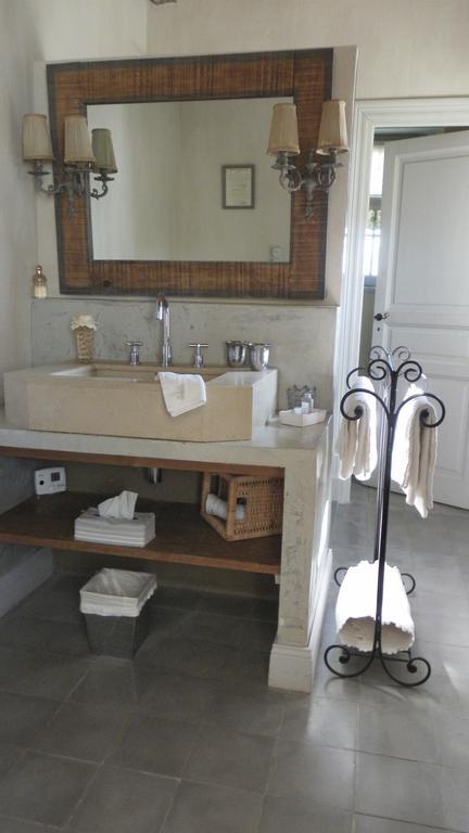 아르캉그 Les Volets Bleus B&B 외부 사진
