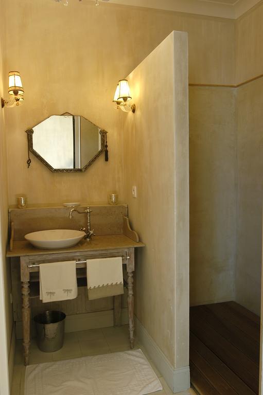 아르캉그 Les Volets Bleus B&B 외부 사진