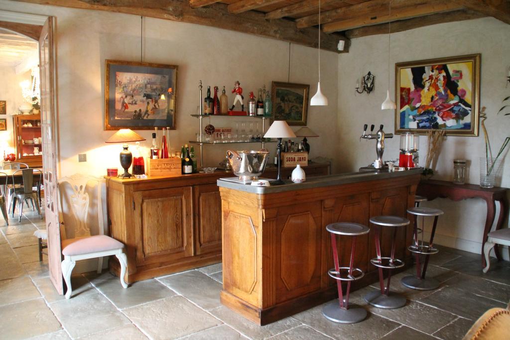 아르캉그 Les Volets Bleus B&B 외부 사진