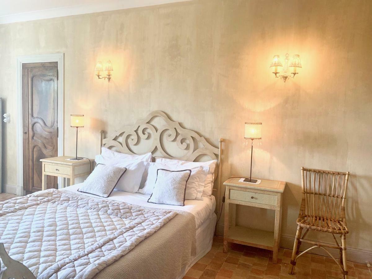 아르캉그 Les Volets Bleus B&B 외부 사진