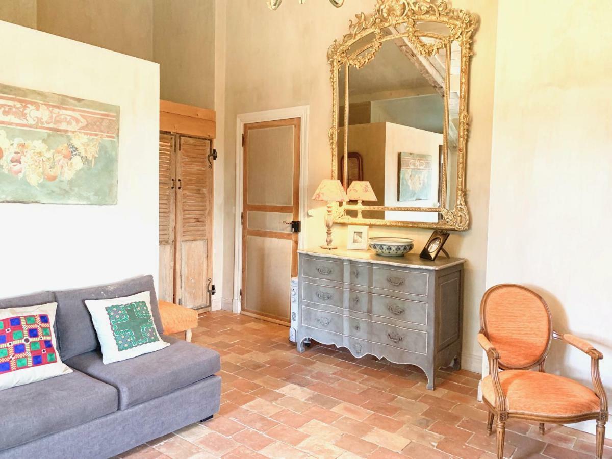 아르캉그 Les Volets Bleus B&B 외부 사진