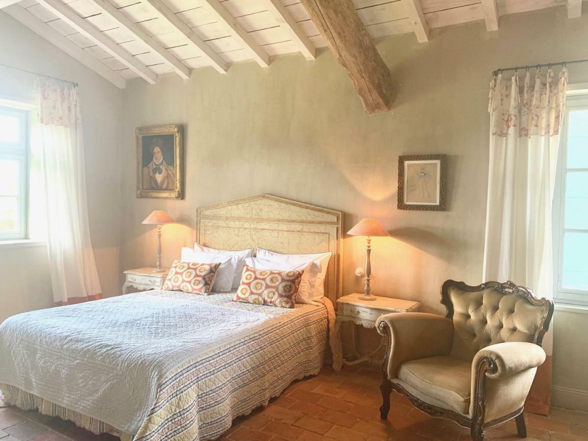 아르캉그 Les Volets Bleus B&B 외부 사진